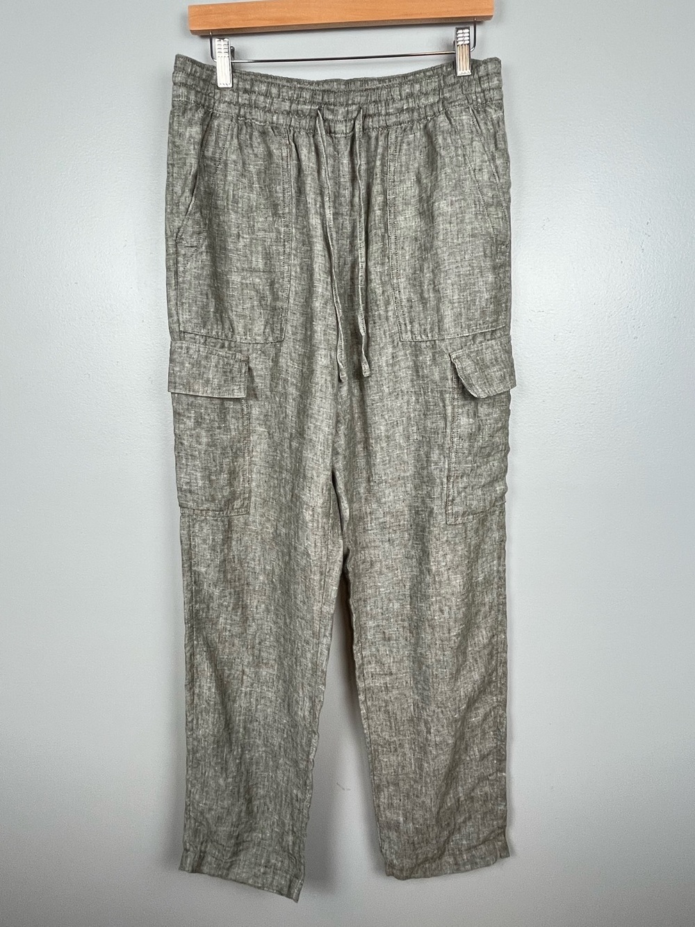 Lands End women’s green 100% linen drawstring cargo high rise pants, 8.